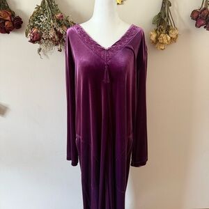 Fairycore/Whimsigoth Charter Club Velvet Long Sleeve Nightgown in Deep Purple